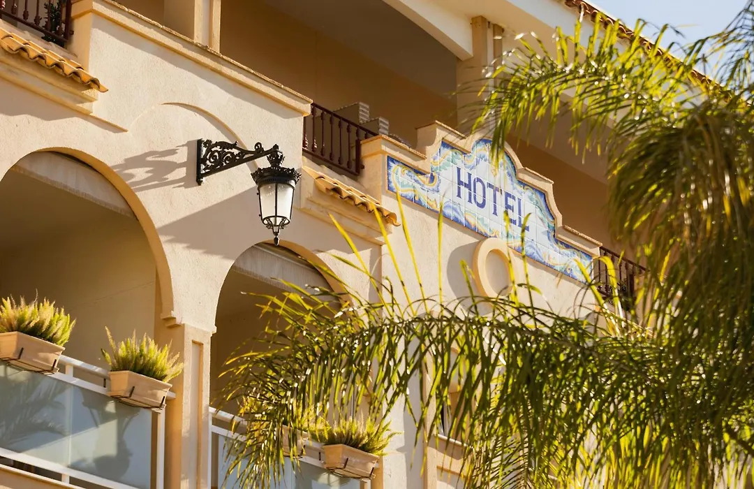 Hotel Los Angeles Denia-1