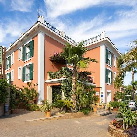 Hotel Mr Les Rotes-2
